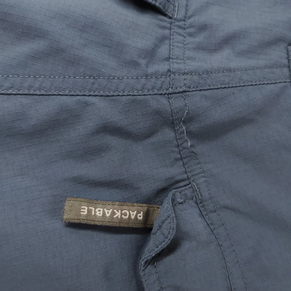 Vintage Columbia Shorts Mens M Gray GRT Omni Dry Cargo Pockets Packable Trekking